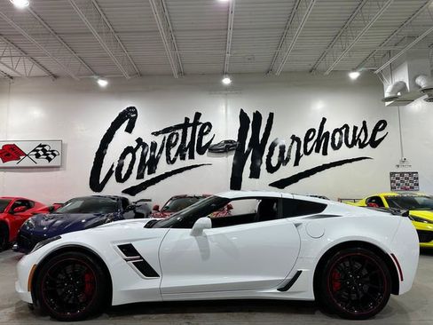 Used 2019 Chevrolet Corvette Grand Sport RWD image 2