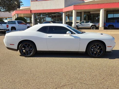 Used 2022 Dodge Challenger SXT w/ Blacktop Package image 5