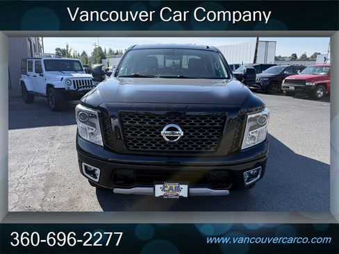 Used 2019 Nissan Titan PRO-4X w/ Pro-4x Convenience Package AWD/4WD image 9