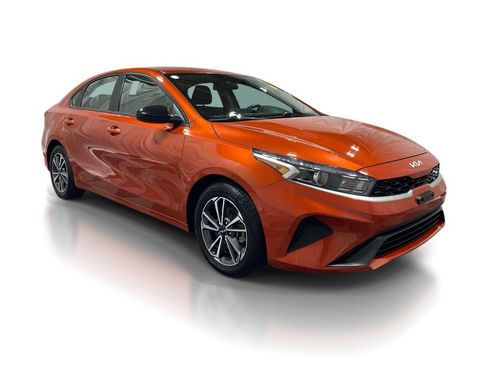 Used 2023 Kia Forte LXS FWD image 5
