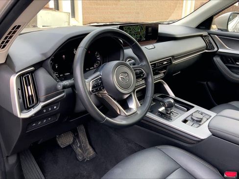 Used 2024 MAZDA CX-90 Plug-In Hybrid w/ Premium Pkg image 18
