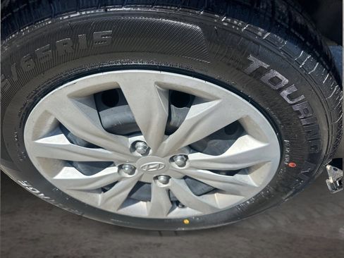 Used 2022 Hyundai Accent SE FWD image 16