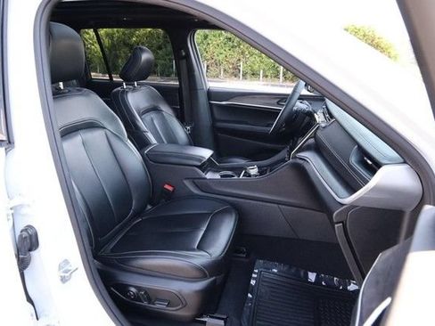 Used 2024 Jeep Grand Cherokee Limited 4xe AWD/4WD image 31