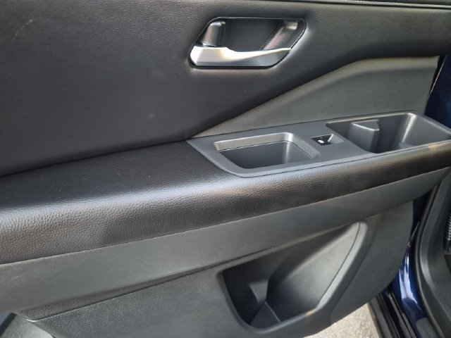 Used 2023 Nissan Pathfinder SL FWD image 29