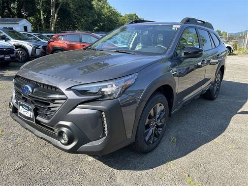 Certified 2025 Subaru Outback Onyx Edition image 4