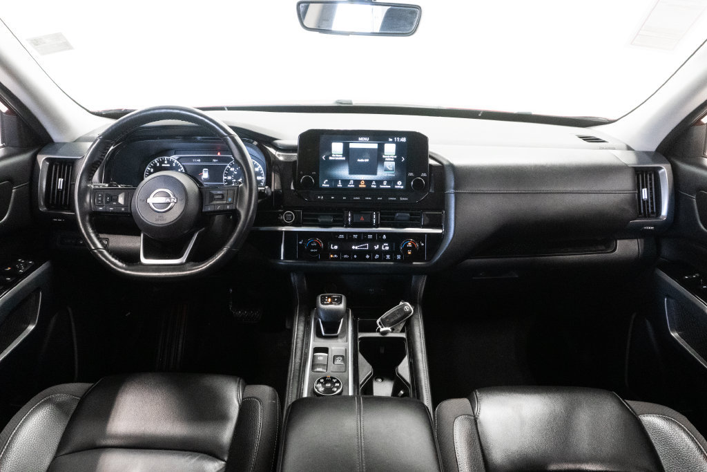 Used 2023 Nissan Pathfinder SL w/ Lighting Package (N92) AWD/4WD image 9