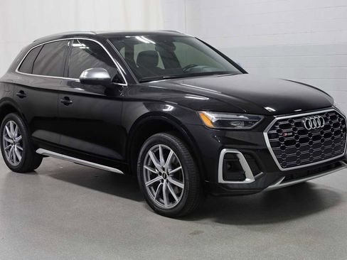Used 2023 Audi SQ5 Premium Plus w/ Premium Plus Package image 12