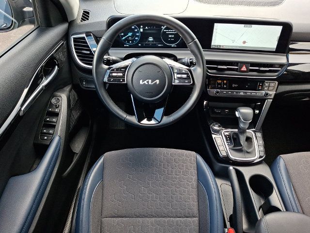 Used 2024 Kia Seltos S AWD/4WD image 11