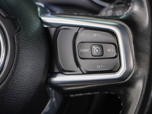 Used 2021 Jeep Wrangler Unlimited Sahara image 16