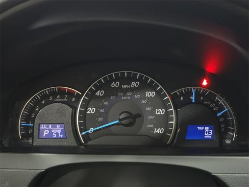 Used 2014 Toyota Camry XLE image 20