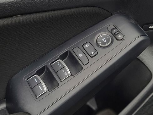 Used 2023 Honda Civic Sport image 11