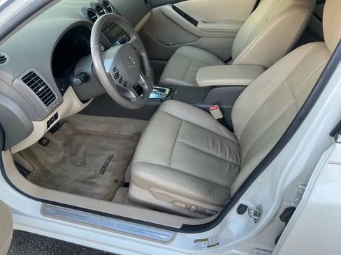 Used 2012 Nissan Altima 2.5 SL w/ 2.5SL Pkg FWD image 7