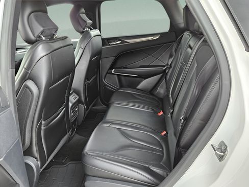 Used 2019 Lincoln MKC Reserve w/ MKC Technology Package image 11