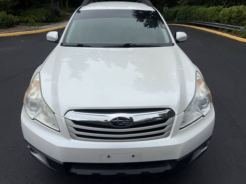 Used 2012 Subaru Outback 2.5i Premium AWD/4WD image 6