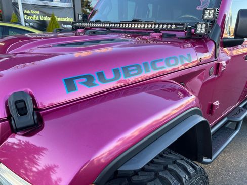 Used 2021 Jeep Wrangler Unlimited Rubicon w/ Xtreme Recon 35" Tire Package image 12