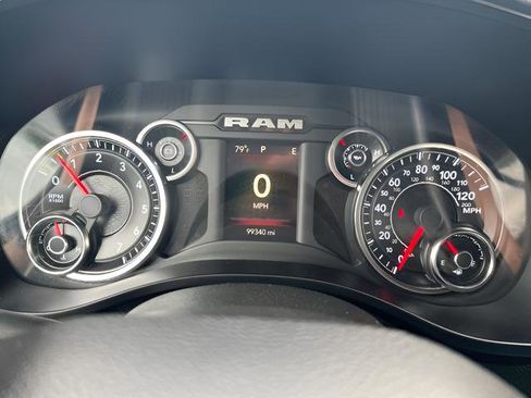 Used 2019 RAM 1500 Big Horn RWD image 19