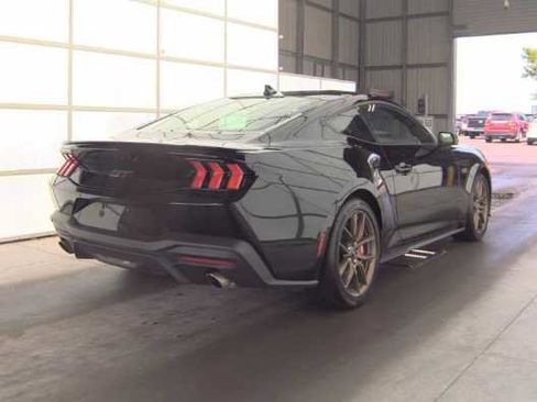 Used 2025 Ford Mustang GT Premium RWD image 7