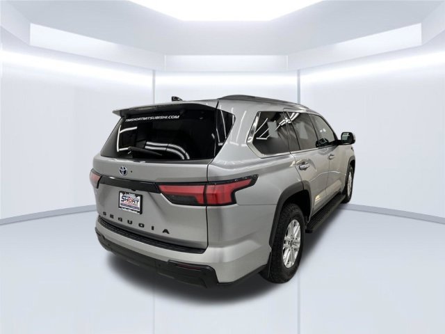 Used 2023 Toyota Sequoia SR5 AWD/4WD image 5