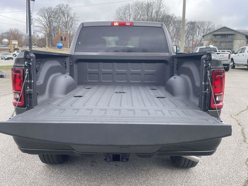 New 2026 RAM 2500 Big Horn AWD/4WD image 6