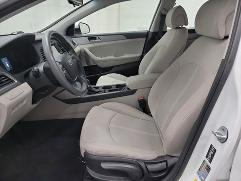 Used 2016 Hyundai Sonata SE image 12