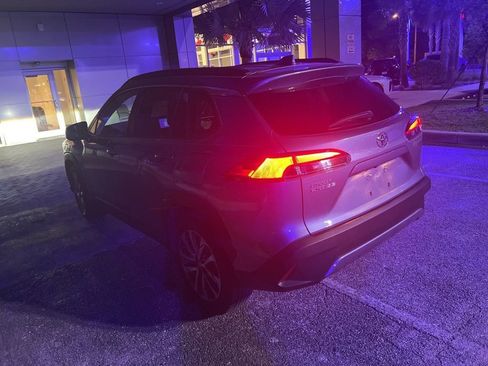 Used 2023 Toyota Corolla Cross XLE w/ Convenience Package image 16