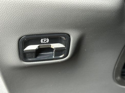 New 2026 Mercedes-Benz E 450 4MATIC Sedan image 32