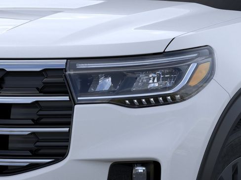 New 2026 Ford Explorer Active w/ Active Comfort Package AWD/4WD image 18