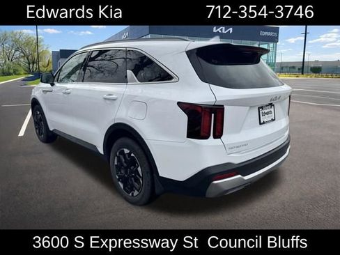 New 2025 Kia Sorento S w/ Panoramic Sunroof Package FWD image 6