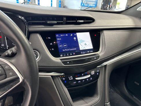 Used 2022 Cadillac XT5 Premium Luxury w/ Technology Package AWD/4WD image 21