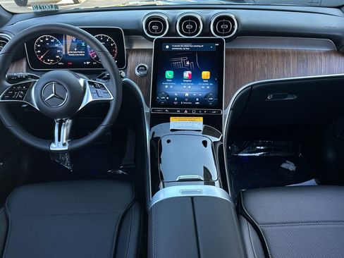 New 2026 Mercedes-Benz GLC 300 image 2