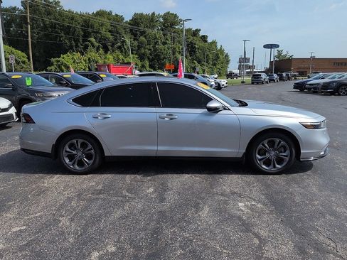Used 2024 Honda Accord EX-L image 2