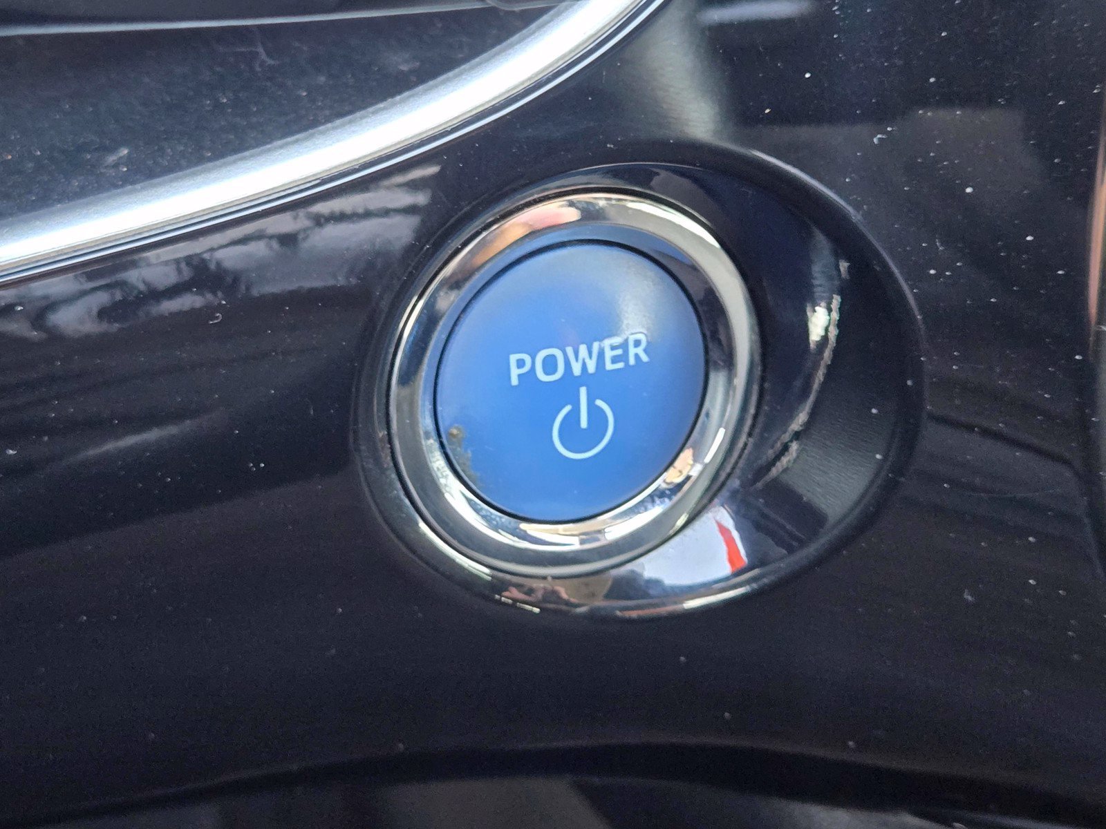 Used 2019 Toyota Prius LE FWD image 25
