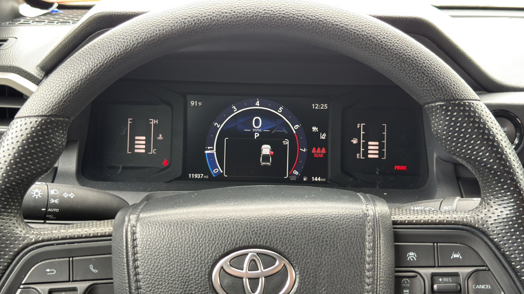 Used 2024 Toyota Tacoma SR AWD/4WD image 24