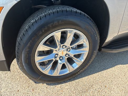 New 2026 Chevrolet Suburban Premier w/ Sun And Tow Package image 25