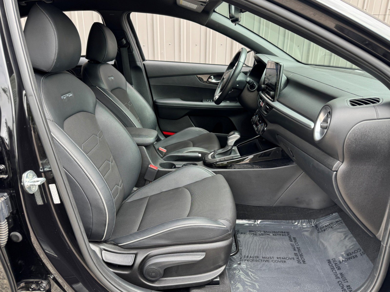 Used 2022 Kia Forte GT-Line FWD image 14