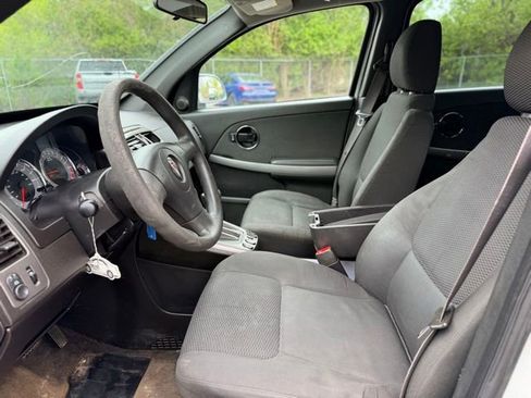 Used 2006 Pontiac Torrent 2WD image 5