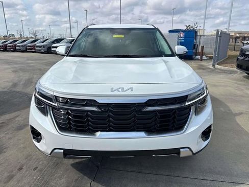 New 2026 Kia Seltos S FWD image 2
