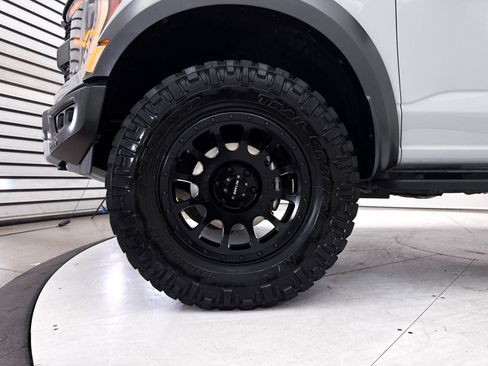 Used 2023 Ford F150 Raptor w/ Raptor Carbon Fiber Package AWD/4WD image 8