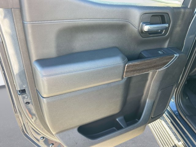 Used 2019 Chevrolet Silverado 1500 RST w/ All-Star Edition AWD/4WD image 17