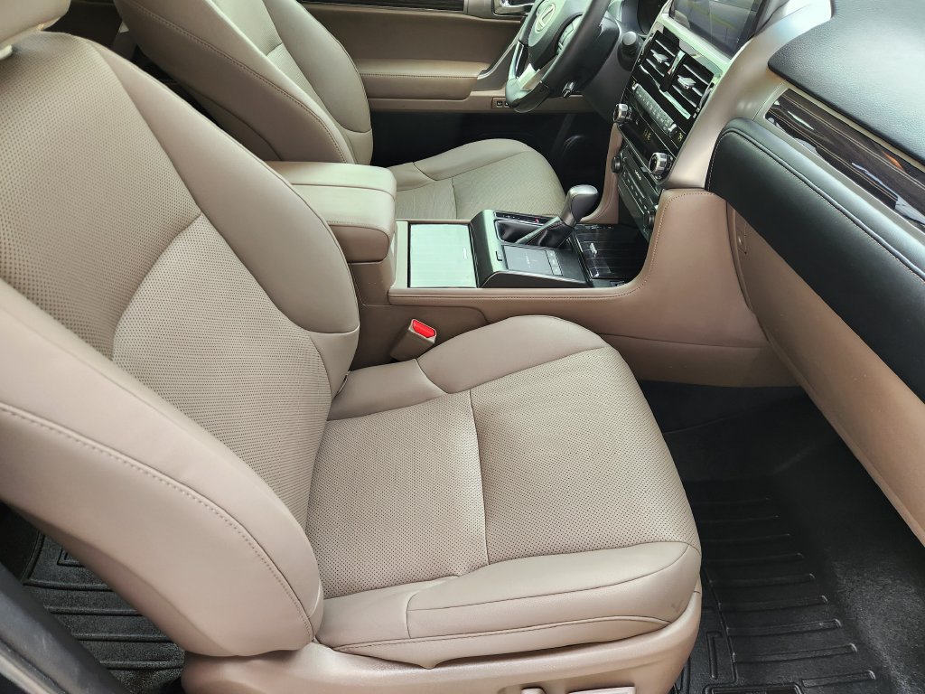 Used 2022 Lexus GX 460 Premium w/ Premium Package AWD/4WD image 14