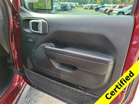 Certified 2021 Jeep Gladiator Sport image 16
