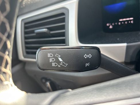 Certified 2023 Volkswagen Atlas SE image 22