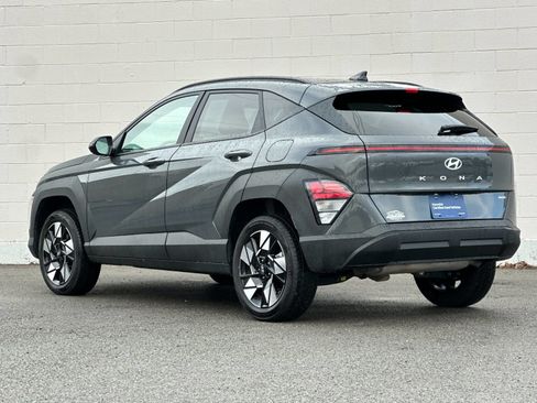 Certified 2025 Hyundai Kona SEL AWD/4WD image 5