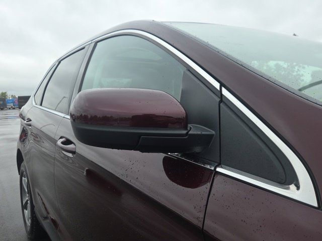 Used 2023 Ford Edge SEL w/ Convenience Package AWD/4WD image 5