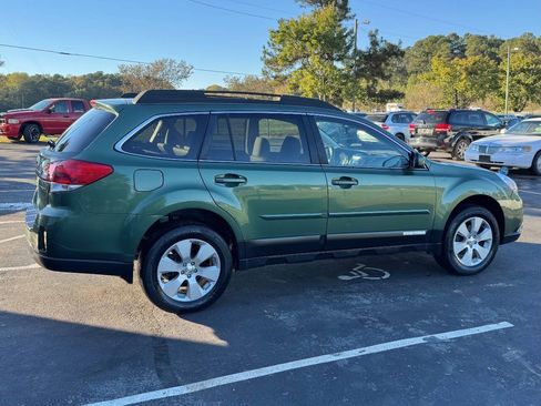 Used 2012 Subaru Outback 2.5i Premium AWD/4WD image 9