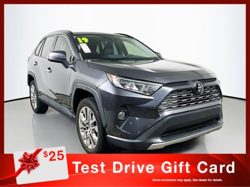 Used 2019 Toyota RAV4 Limited image 1