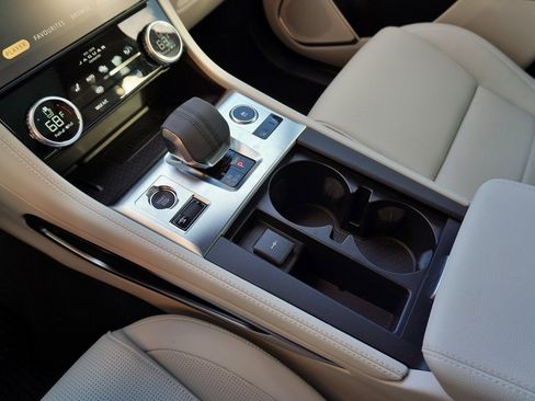 Used 2025 Jaguar F-PACE R-Dynamic S image 26