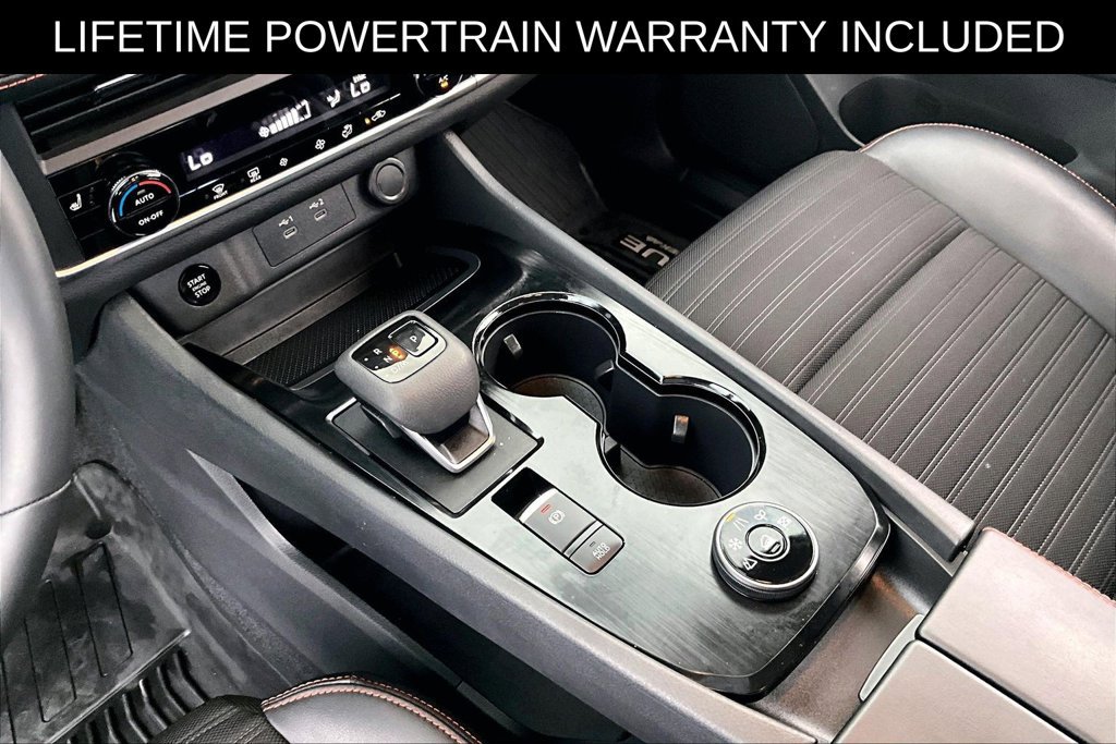 Used 2025 Nissan Rogue SV AWD/4WD image 17