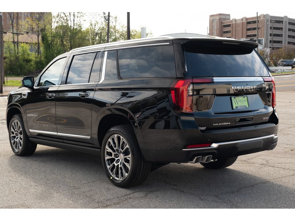 New 2026 GMC Yukon XL Denali w/ Sun & Power Step Package AWD/4WD image 6