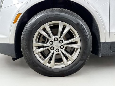 Used 2020 Cadillac XT5 Premium Luxury image 13